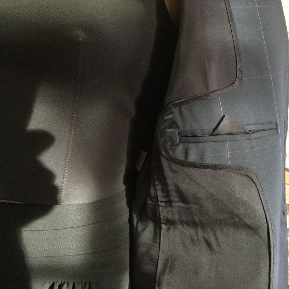 THEORY Wool Suite Jacket + Pants - Picture 6 of 14